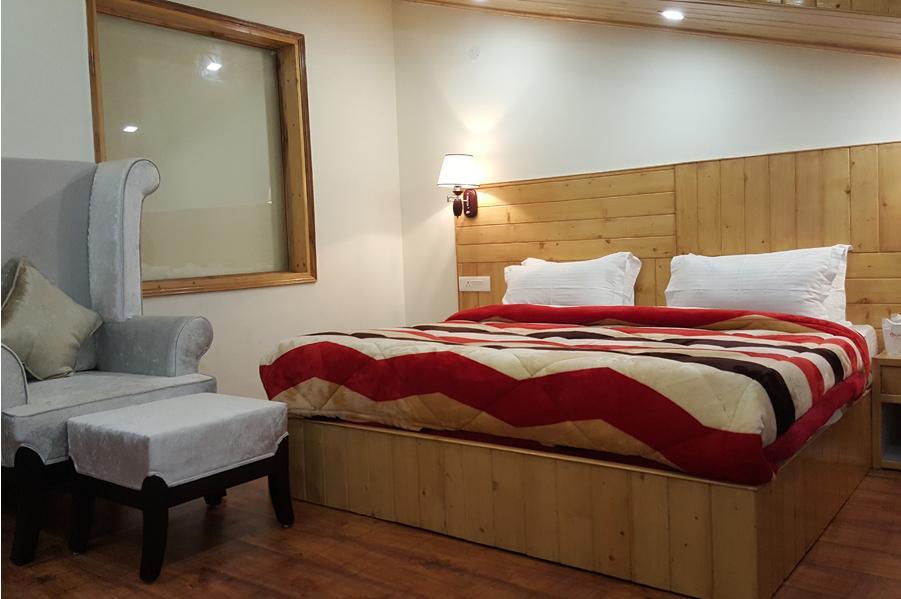 Hotel Kayanat Dalhousie Exterior photo